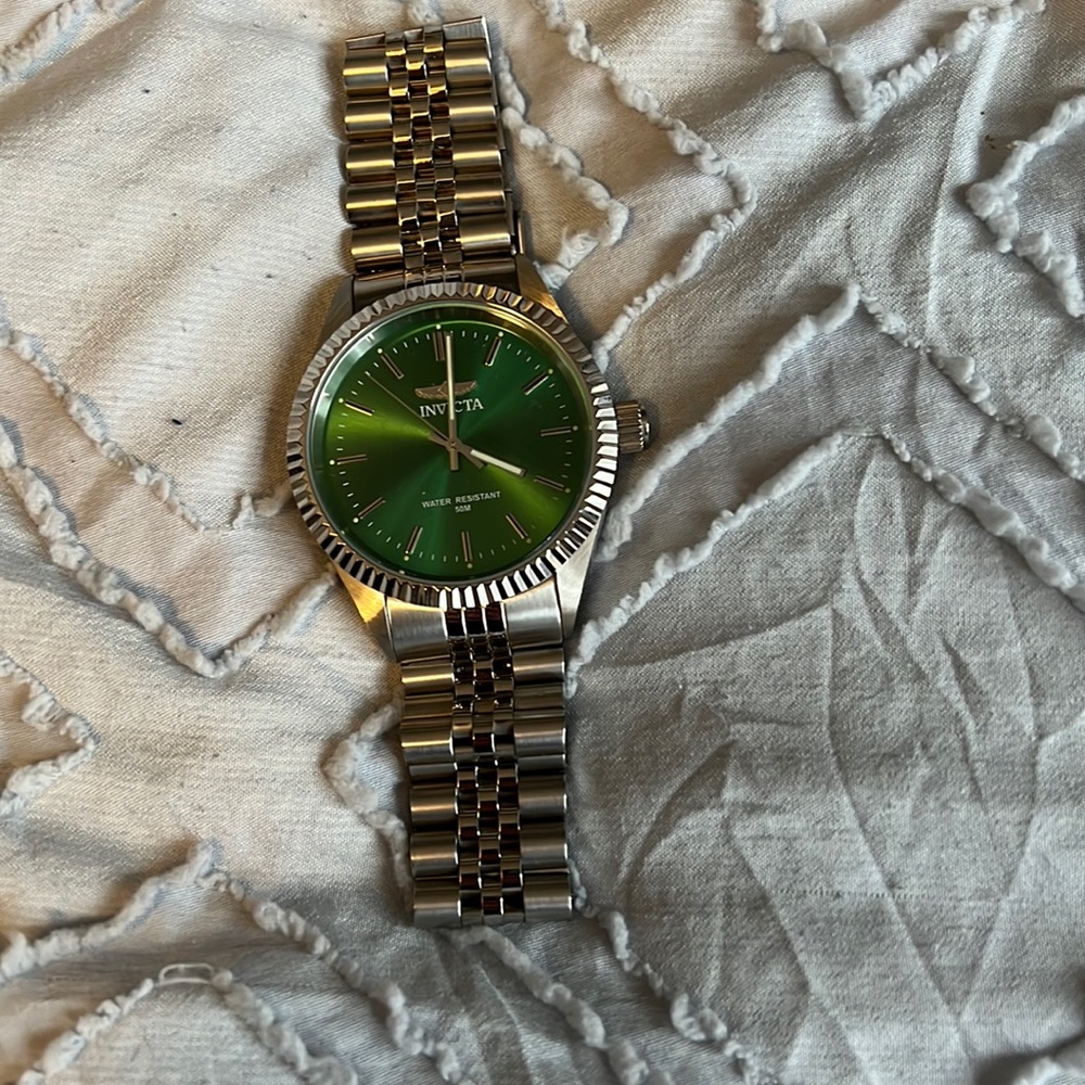 Invicta stainless steel with green dial mens watch